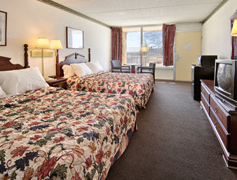 Days Inn By Wyndham Hurricane Mills Экстерьер фото